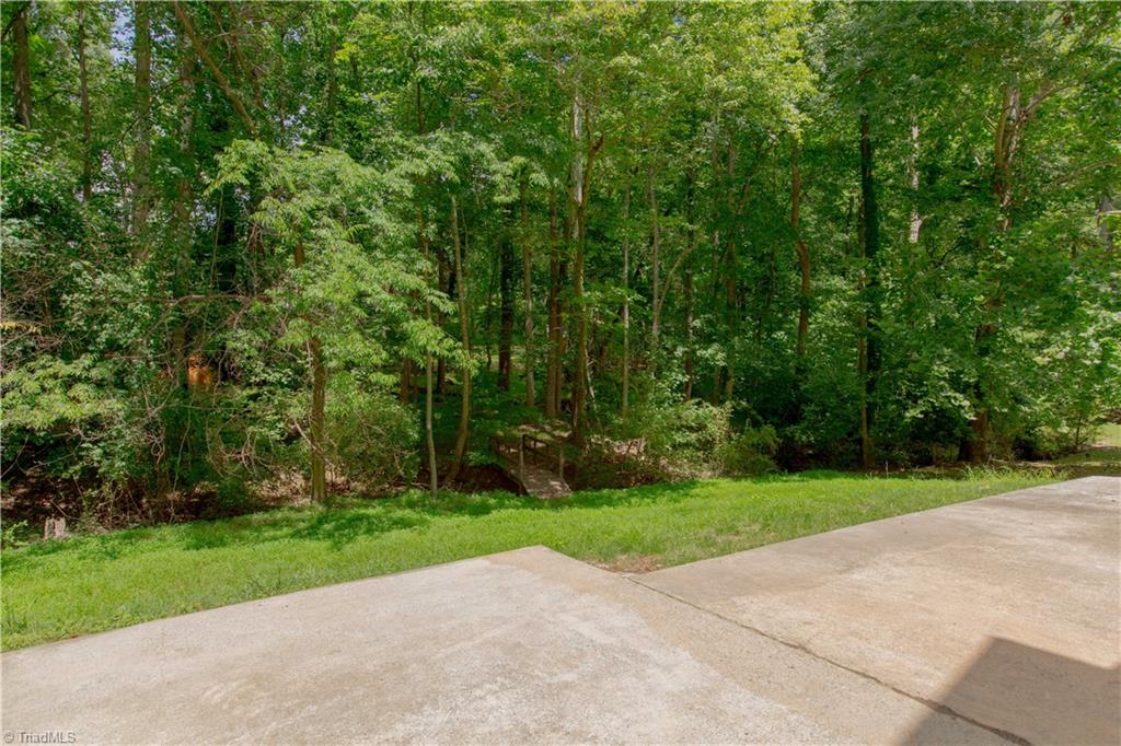 105 Devon Road Jamestown, NC 27282 - Photo 40 of 47