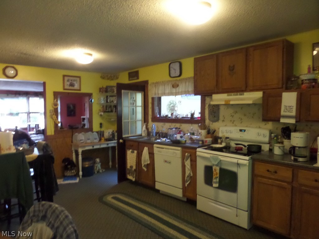 2298 Bramble Road Southwest Carrollton, OH 44615 - Photo 5 of 27 Gallery Image 5