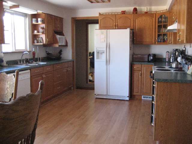 911 South Collins Road Spokane Valley, WA 99216 - Photo 2 of 9