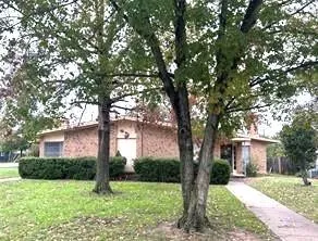 $1,600 | 1202 West Munson Street, Denison, TX 75020