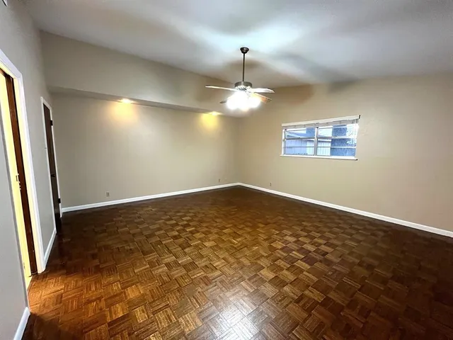 $1,600 | 1202 West Munson Street, Denison, TX 75020