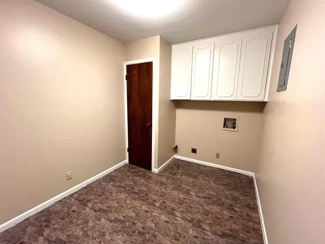 $1,600 | 1202 West Munson Street, Denison, TX 75020