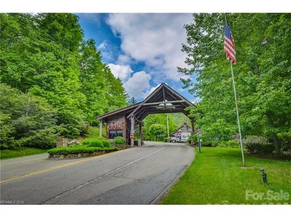 $639,000 | 1065 Oakridge Lane, Unit 713, Mars Hill, NC 28754
