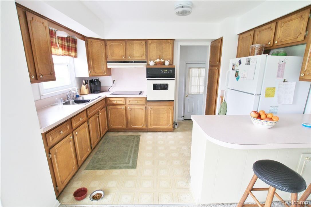 5381 Lennon Road Swartz Creek, MI 48473 - Photo 8 of 25 5381Lennon 009.JPG