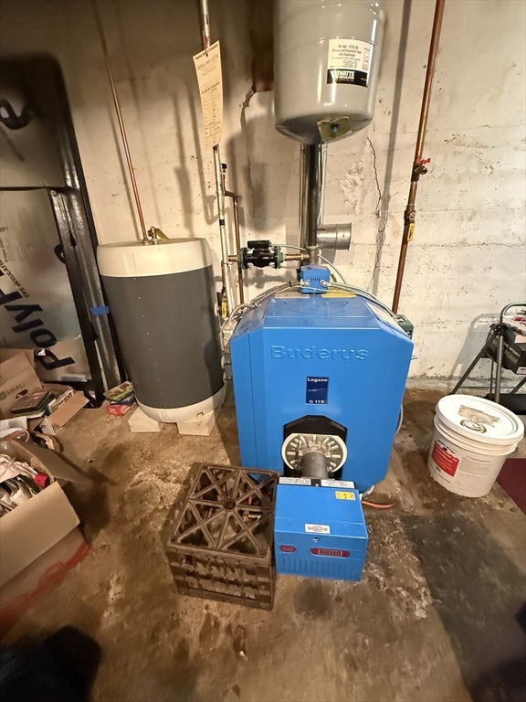 27 Cedar Street Barre, MA 01074 - Photo 11 of 12