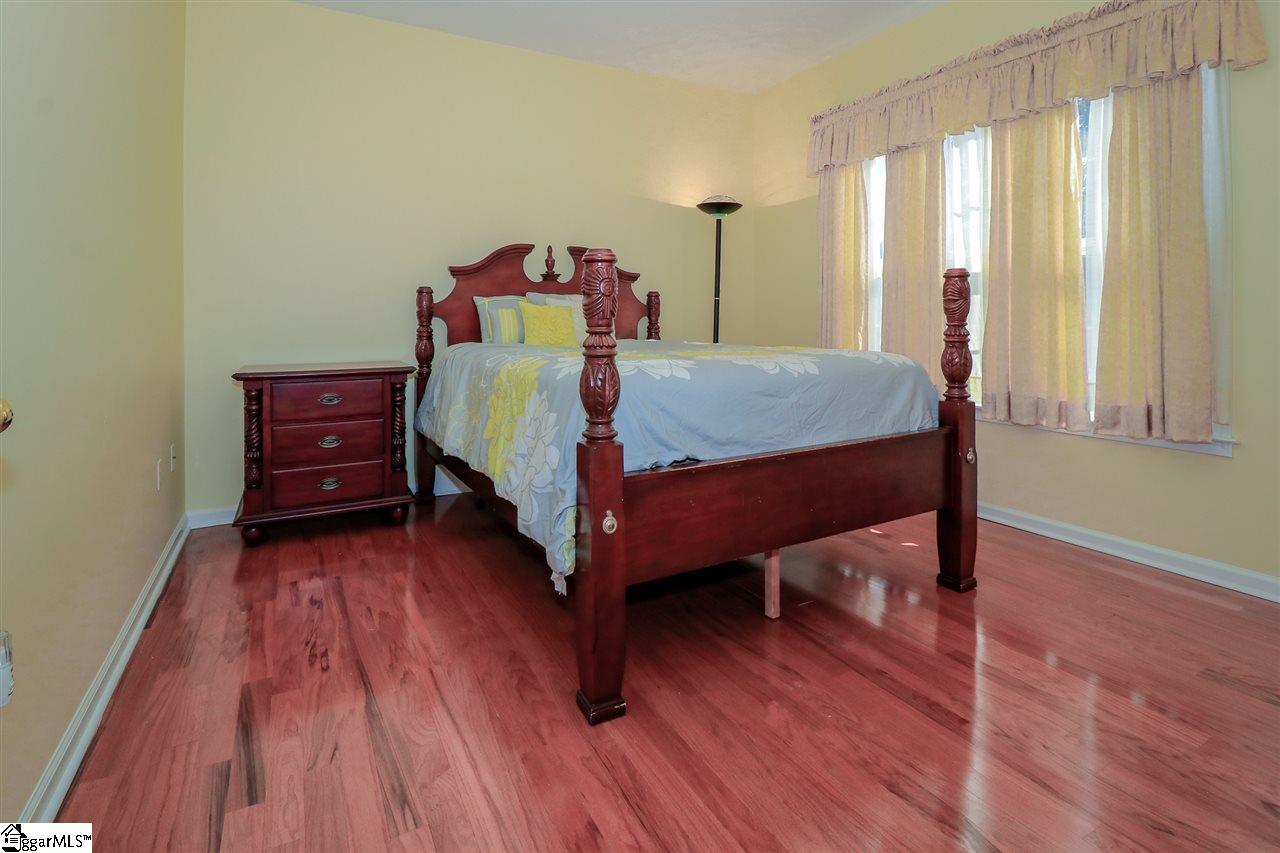 16 Collier Lane Greer, SC 29650 - Photo 14 of 36 Gallery Image 14