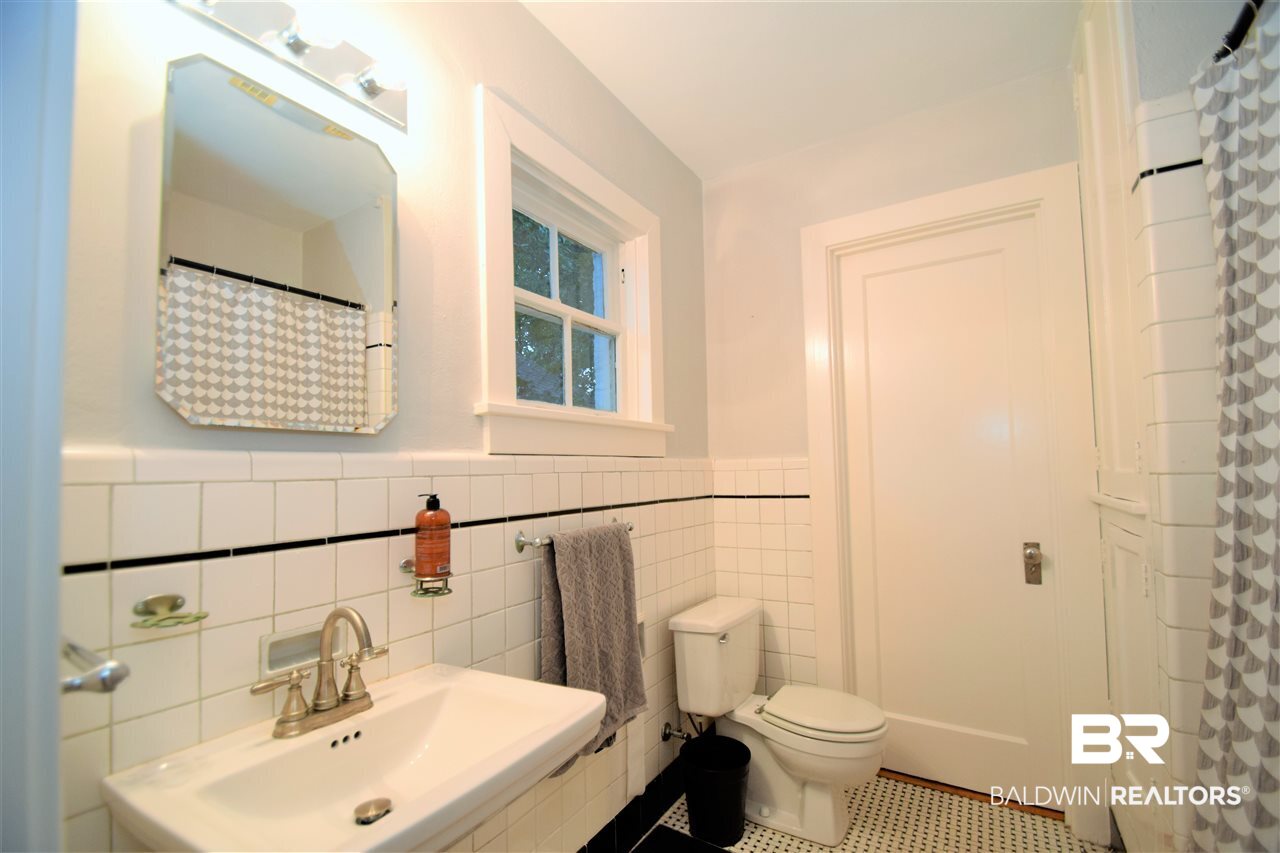 12 South Street Mobile, AL 36606 - Photo 21 of 26