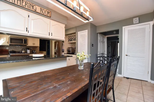$660,000 | 26 Maine Trail, Medford, NJ 08055