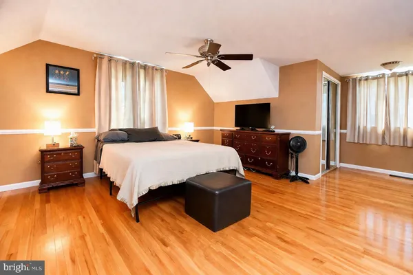 $660,000 | 26 Maine Trail, Medford, NJ 08055