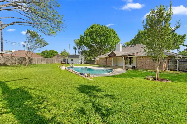 $375,000 | 3 Hastings Court, Mansfield, TX 76063