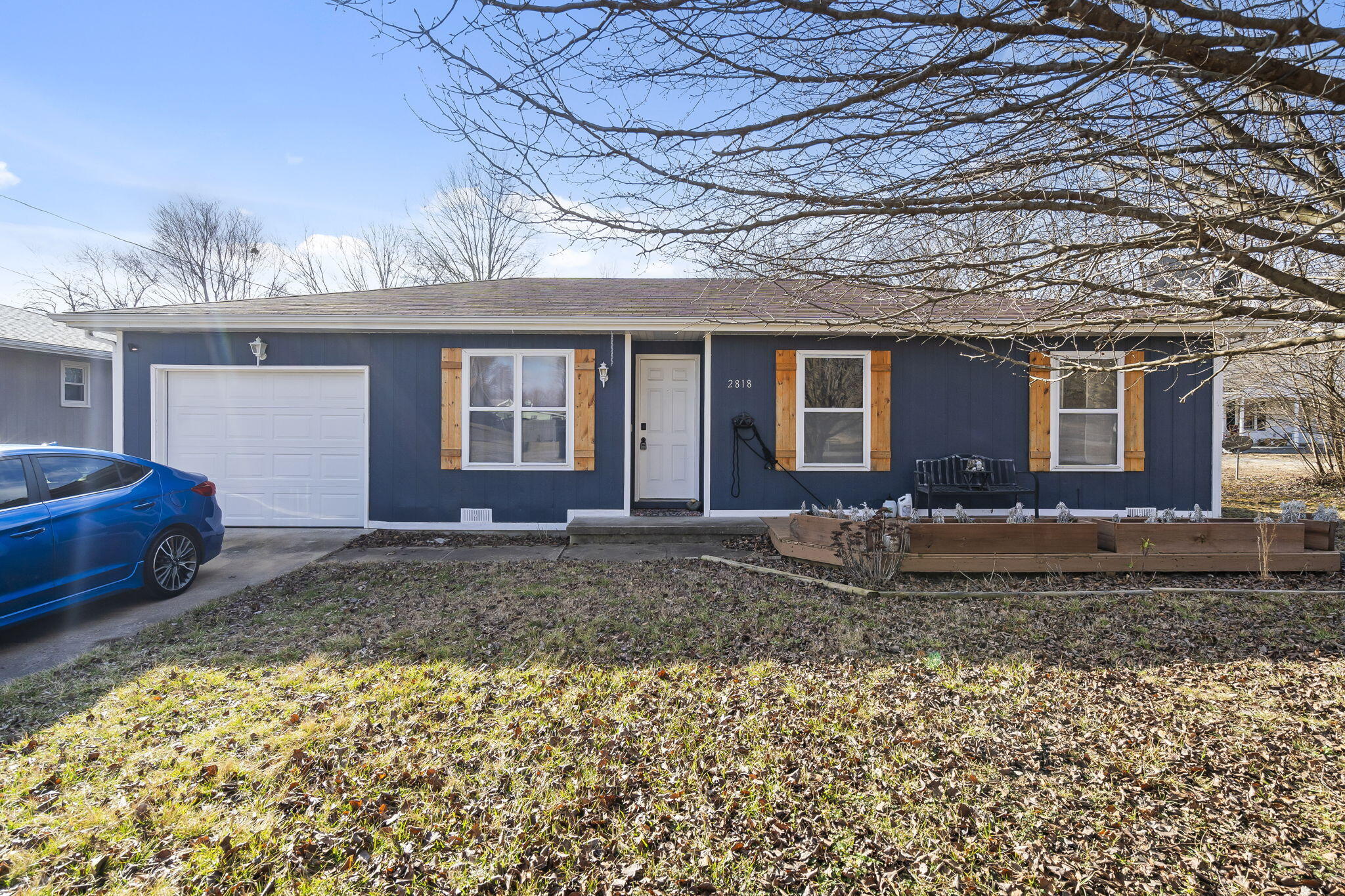 2818 West Chestnut Street Springfield, MO 65803 - Photo 1 of 1 1-web-or-mls-DSC05997