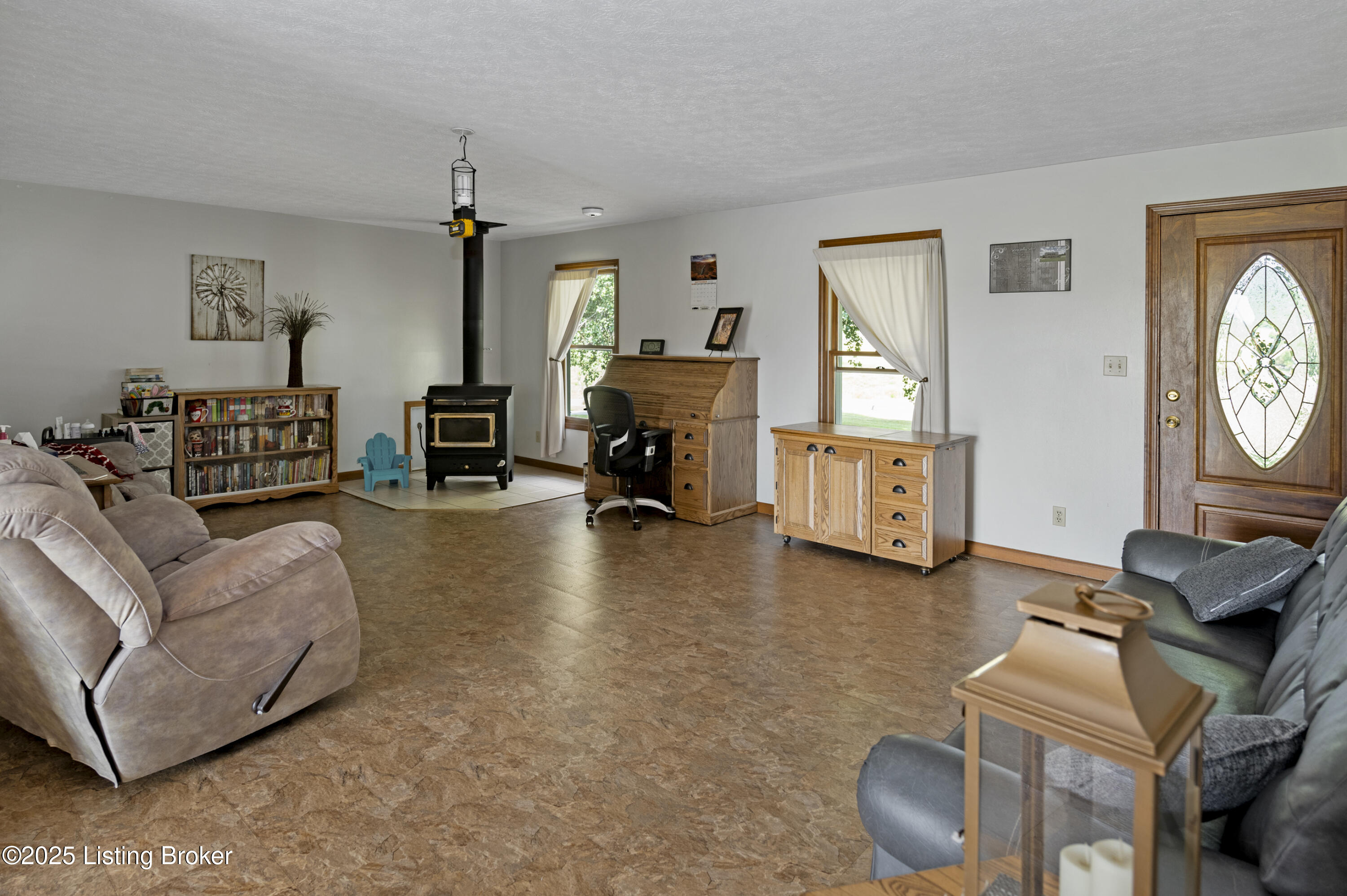253 Boiling Springs Road Munfordville, KY 42765 - Photo 7 of 70 253BoilingSpringsRd-6