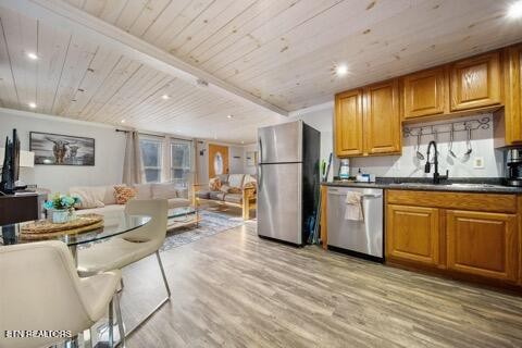 4204 Dellinger Hollow Road, Unit 1 Pigeon Forge, TN 37863 - Photo 8 of 20