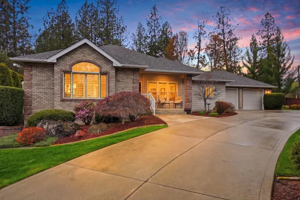 $505,000 | 7015 North East Bluff Court, Spokane, WA 99208