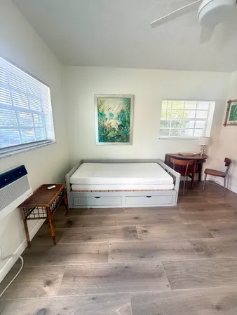 $1,700 | 314 Desoto Street, Hollywood, FL 33019