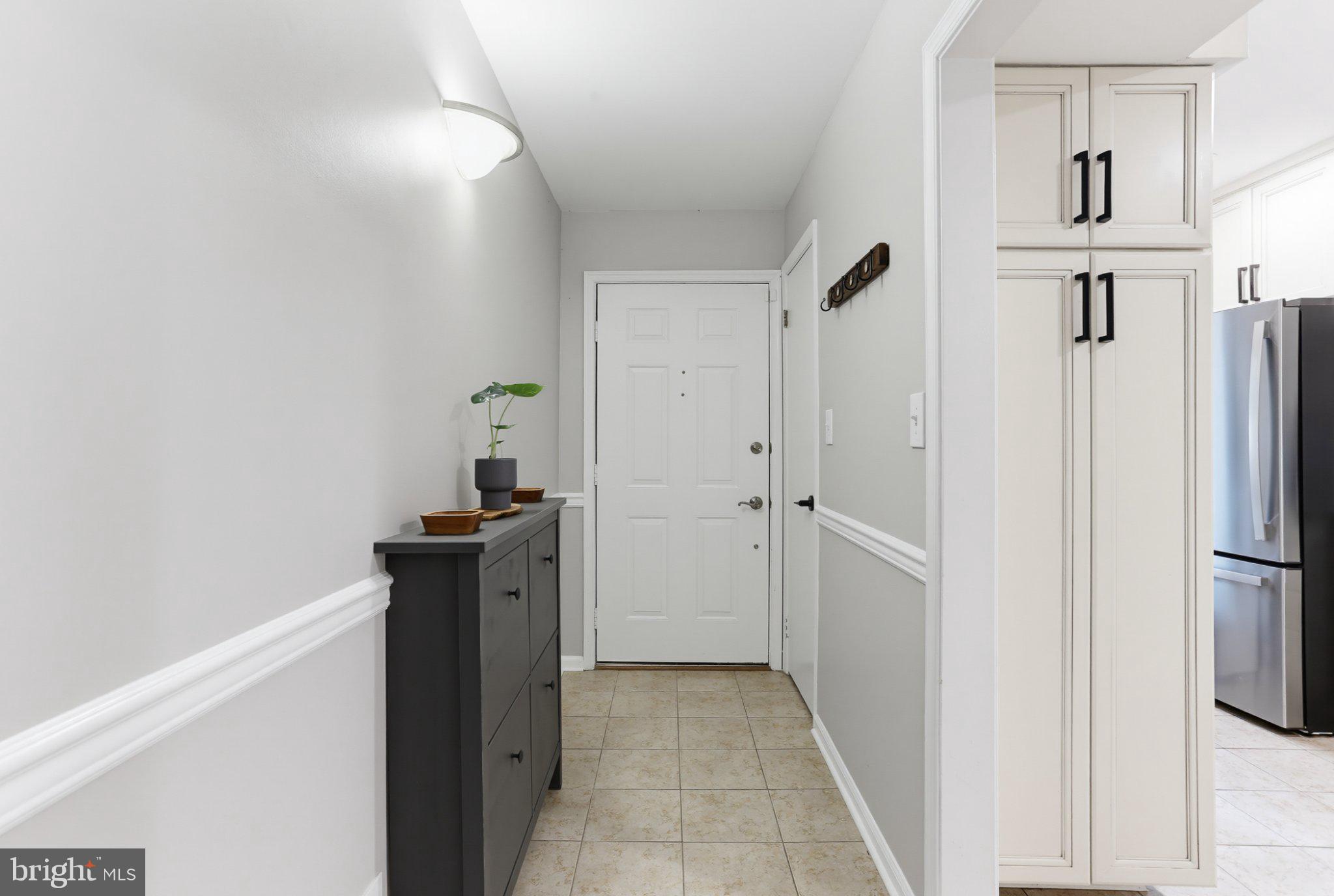 2205 Hunter's Run Drive Reston, VA 20191 - Photo 9 of 44 Gallery Image 9