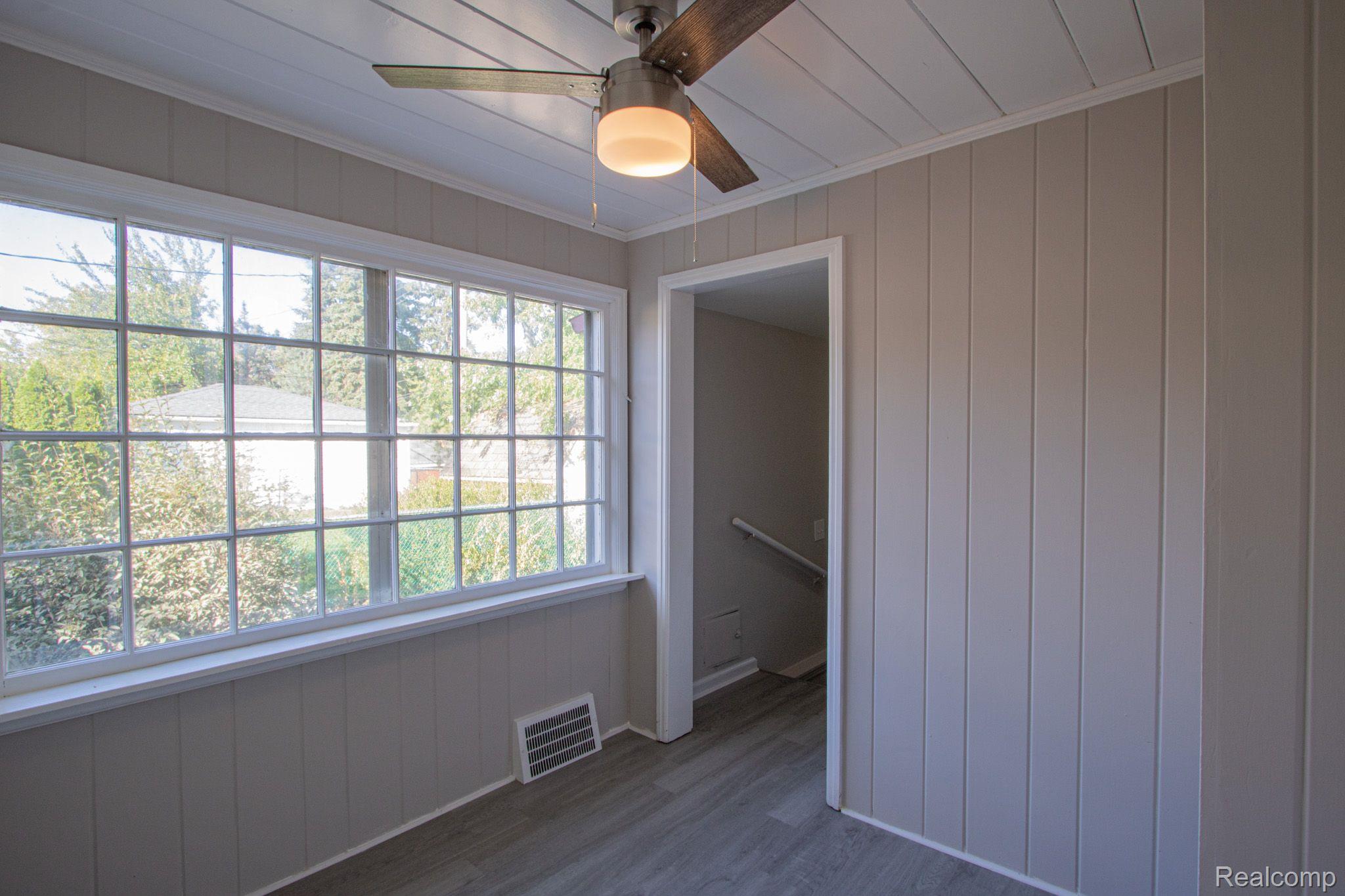 22776 Cushing Avenue Eastpointe, MI 48021 - Photo 14 of 22 Gallery Image 14