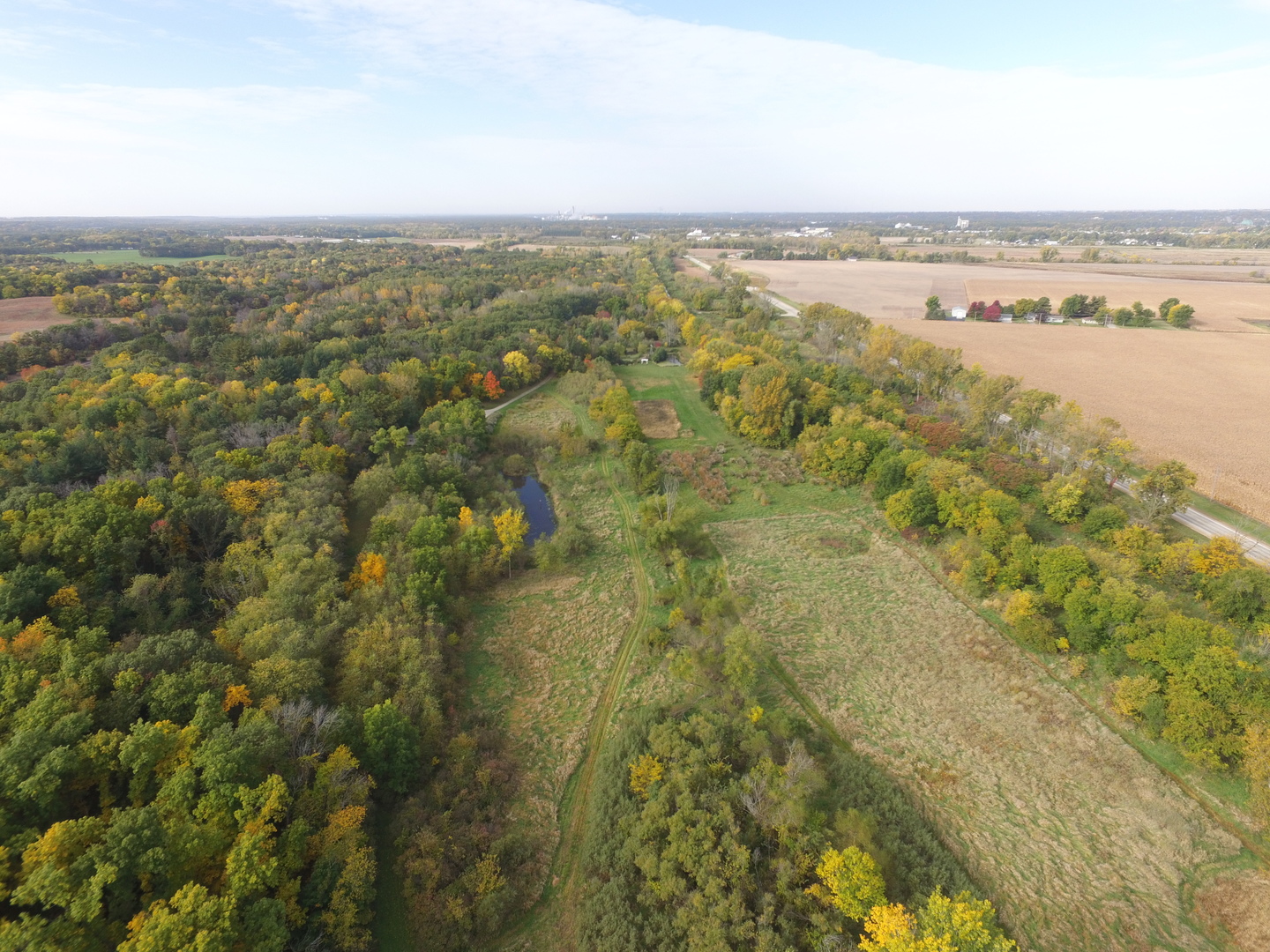 18510 Sand Road Fulton, IL 61252 - Photo 53 of 54 a view of city and ocean