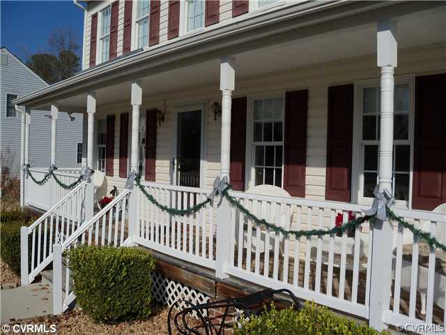 5224 Lockberry Ridge Drive North Chesterfield, VA 23237 - Photo 2 of 21 Porch