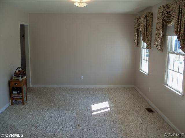 5224 Lockberry Ridge Drive North Chesterfield, VA 23237 - Photo 9 of 21 Dining Room