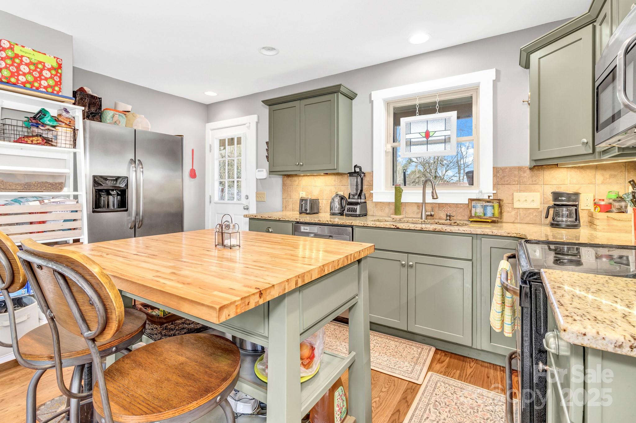 2600 Old Clyde Road Clyde, NC 28721 - Photo 23 of 43