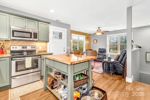 $350,000 | 2600 Old Clyde Road, Clyde, NC 28721