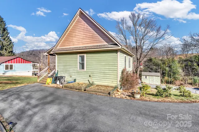 $350,000 | 2600 Old Clyde Road, Clyde, NC 28721