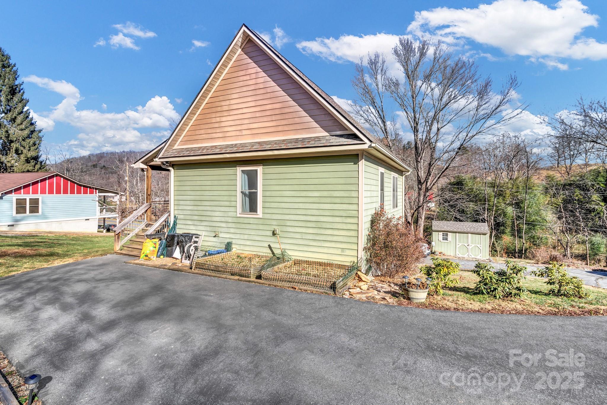 2600 Old Clyde Road Clyde, NC 28721 - Photo 6 of 43