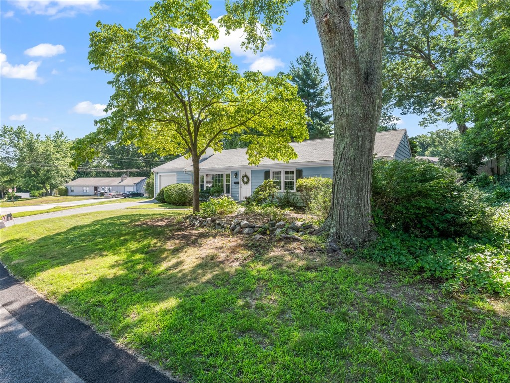 100 Diamond Hill Road Warwick, RI 02886 - Photo 2 of 23 Exterior front