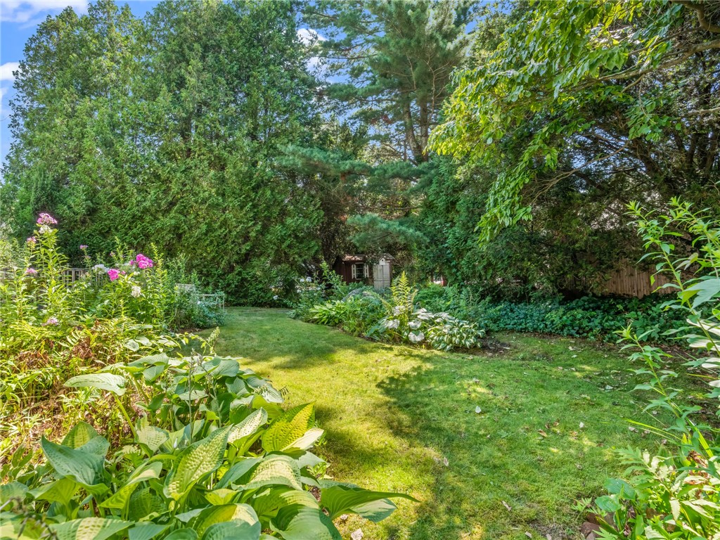 100 Diamond Hill Road Warwick, RI 02886 - Photo 21 of 23 Yard and garden