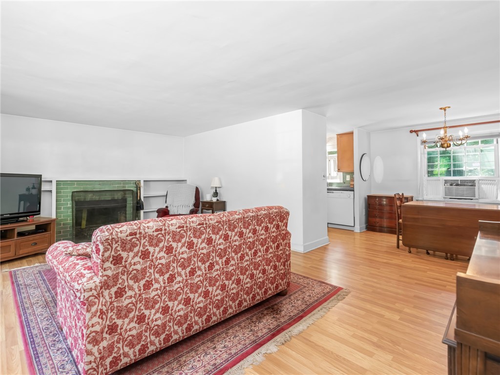 100 Diamond Hill Road Warwick, RI 02886 - Photo 5 of 23 Living and dining area