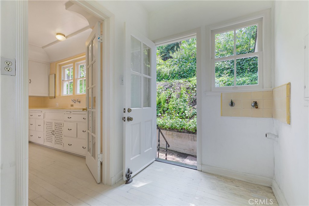 1625 Campbell Street Glendale, CA 91207 - Photo 7 of 19