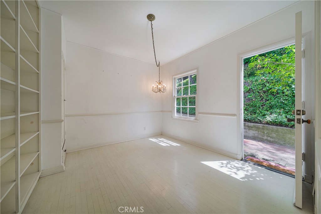 1625 Campbell Street Glendale, CA 91207 - Photo 10 of 19 a view of a room with window