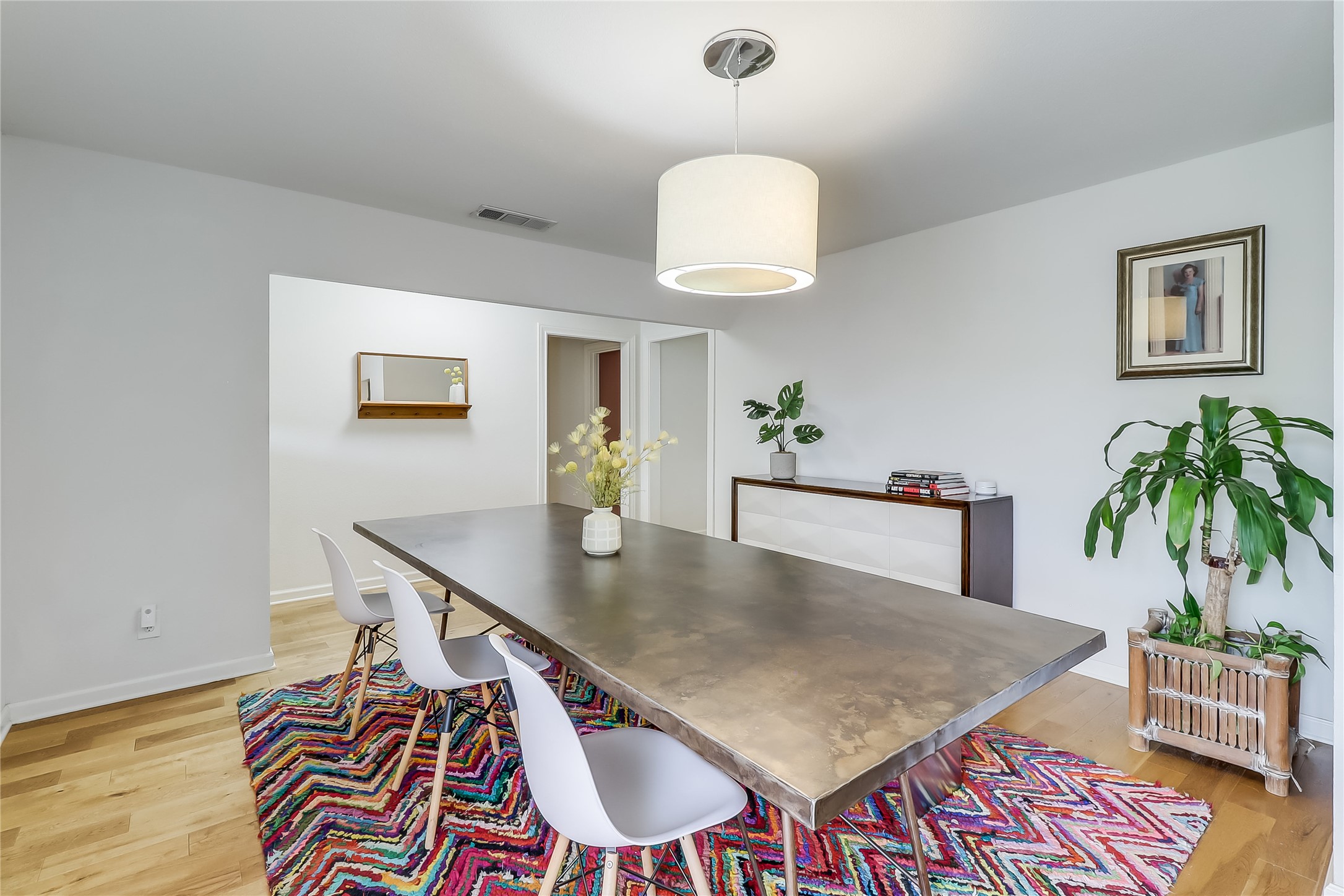 7300 Glenhill Road Austin, TX 78752 - Photo 11 of 37