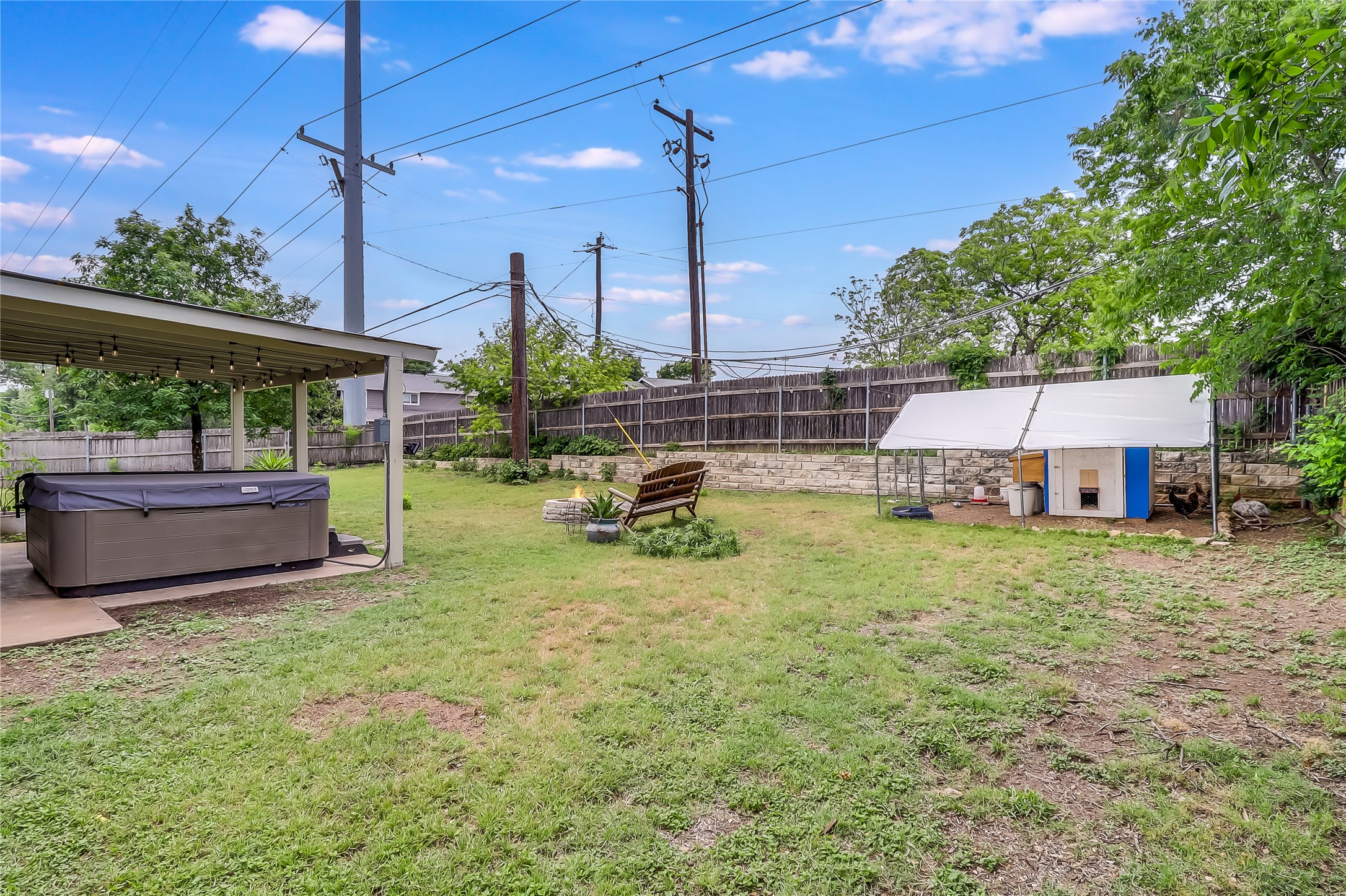 7300 Glenhill Road Austin, TX 78752 - Photo 34 of 37 a view of a house with backyard and sitting area