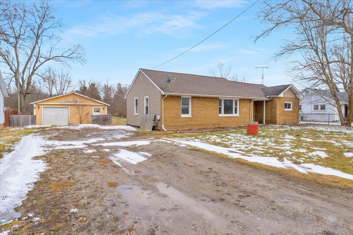 3124 Rabidue Road North Street, MI 48049 - Photo 2 of 21