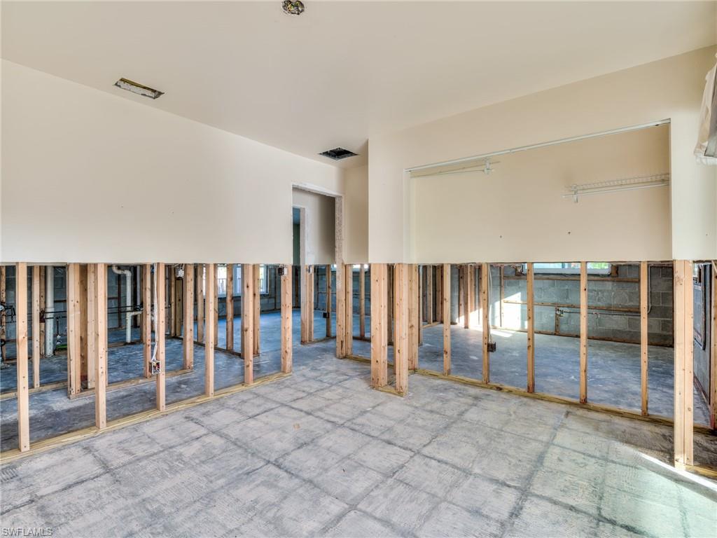 20621 Coconut Drive Estero, FL 33928 - Photo 17 of 37