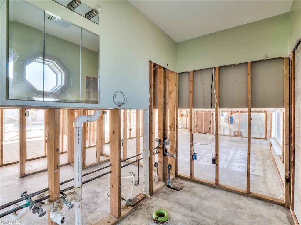 20621 Coconut Drive Estero, FL 33928 - Photo 10 of 37