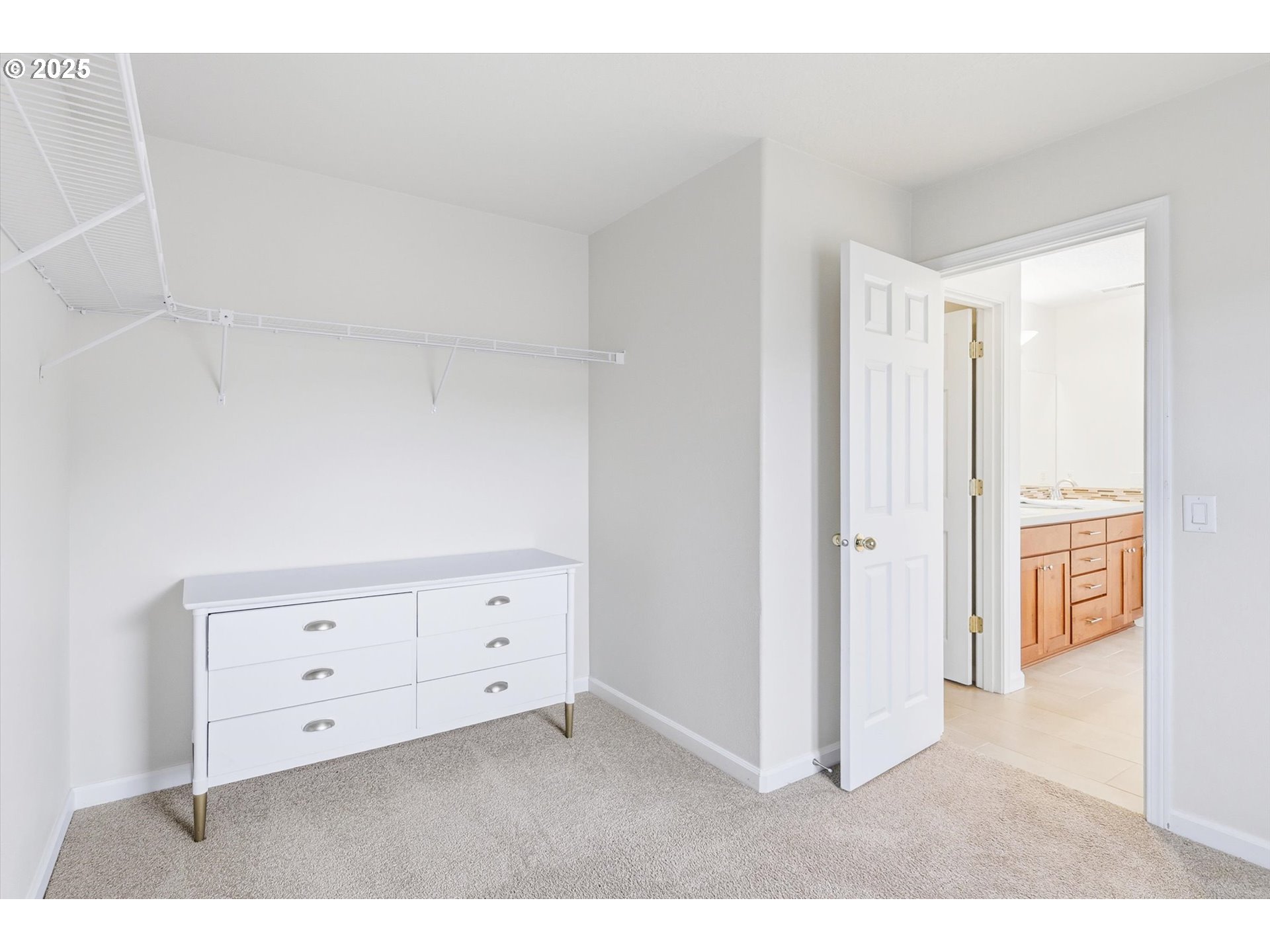 13765 Southwest Florentine Avenue Portland, OR 97223 - Photo 24 of 34 a view of an empty room