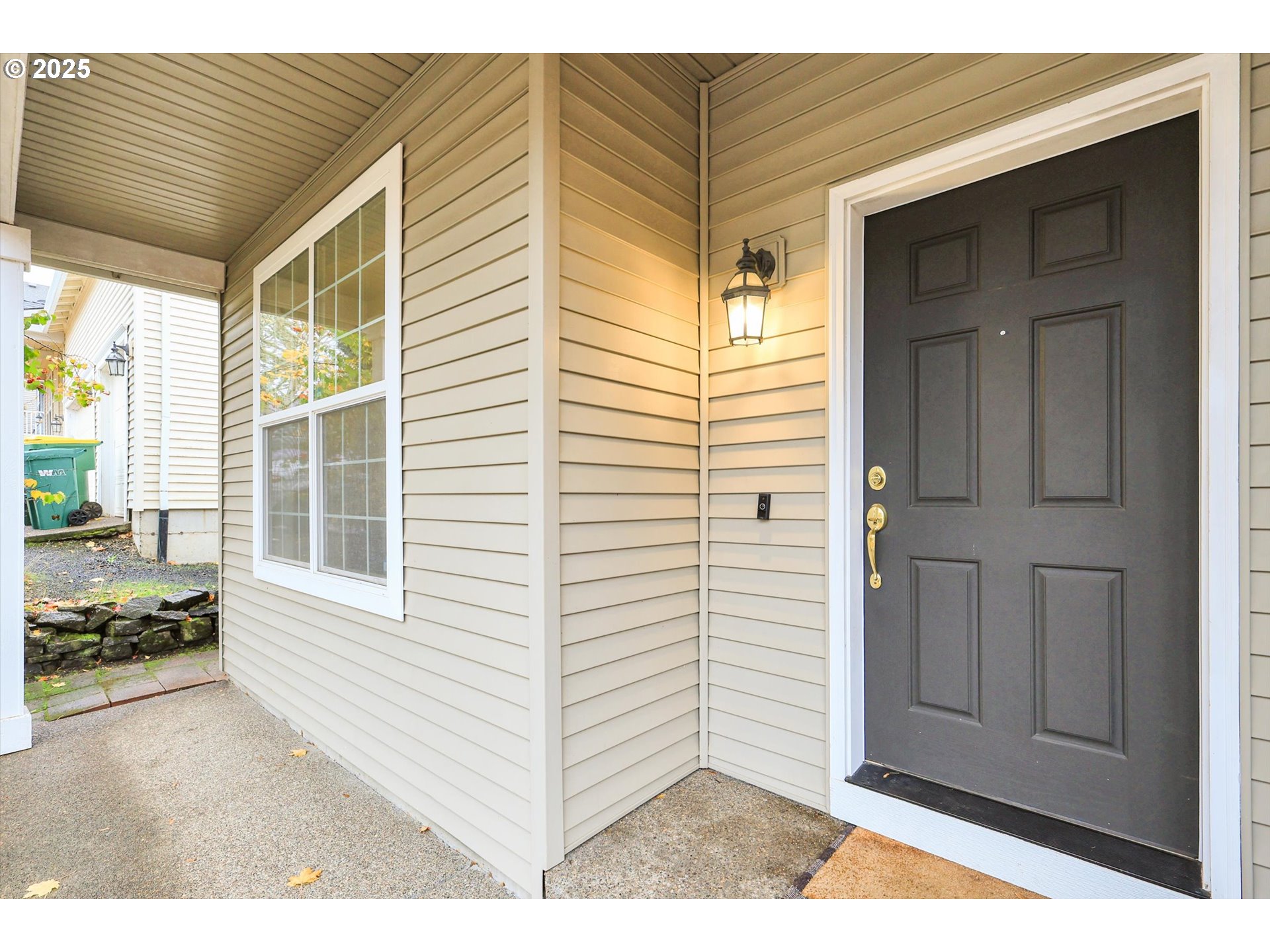 13765 Southwest Florentine Avenue Portland, OR 97223 - Photo 3 of 34 a view of a entryway of the house