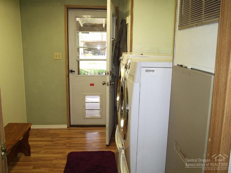 19273 Apache Road Bend, OR 97702 - Photo 18 of 25 Additional Photo