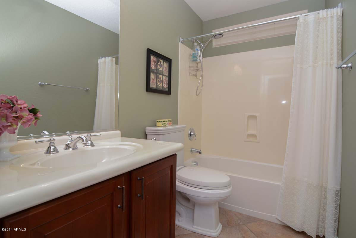 2126 West Apache Rain Road Phoenix, AZ 85085 - Photo 29 of 45 Full Bath 2 of 3