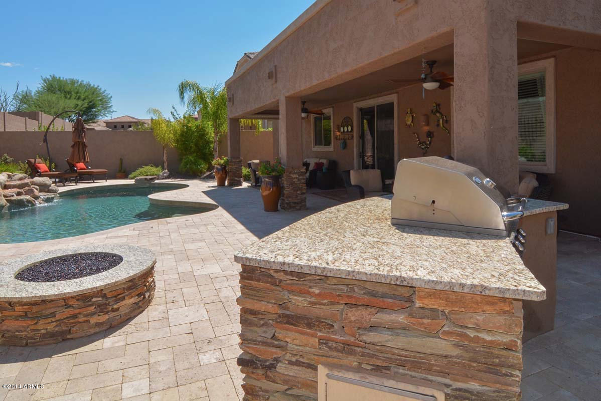 2126 West Apache Rain Road Phoenix, AZ 85085 - Photo 40 of 45 BBQ