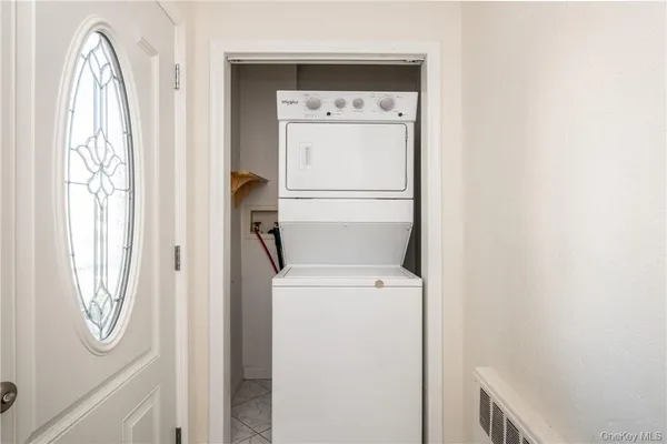 $3,800 | 89 Ridgewood Avenue, Unit 1, Yonkers, NY 10704