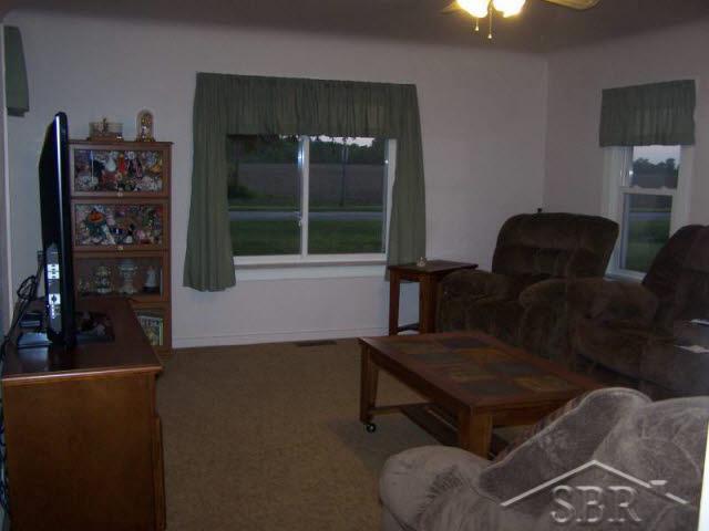 6500 Hackett Road Freeland, MI 48623 - Photo 3 of 11 20035401-2.JPG