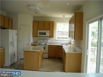 47 Abby Road Avondale, PA 19311 - Photo 4 of 12 Kitchen