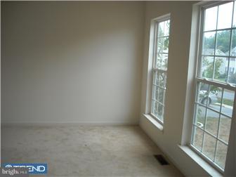 47 Abby Road Avondale, PA 19311 - Photo 8 of 12 Living Room