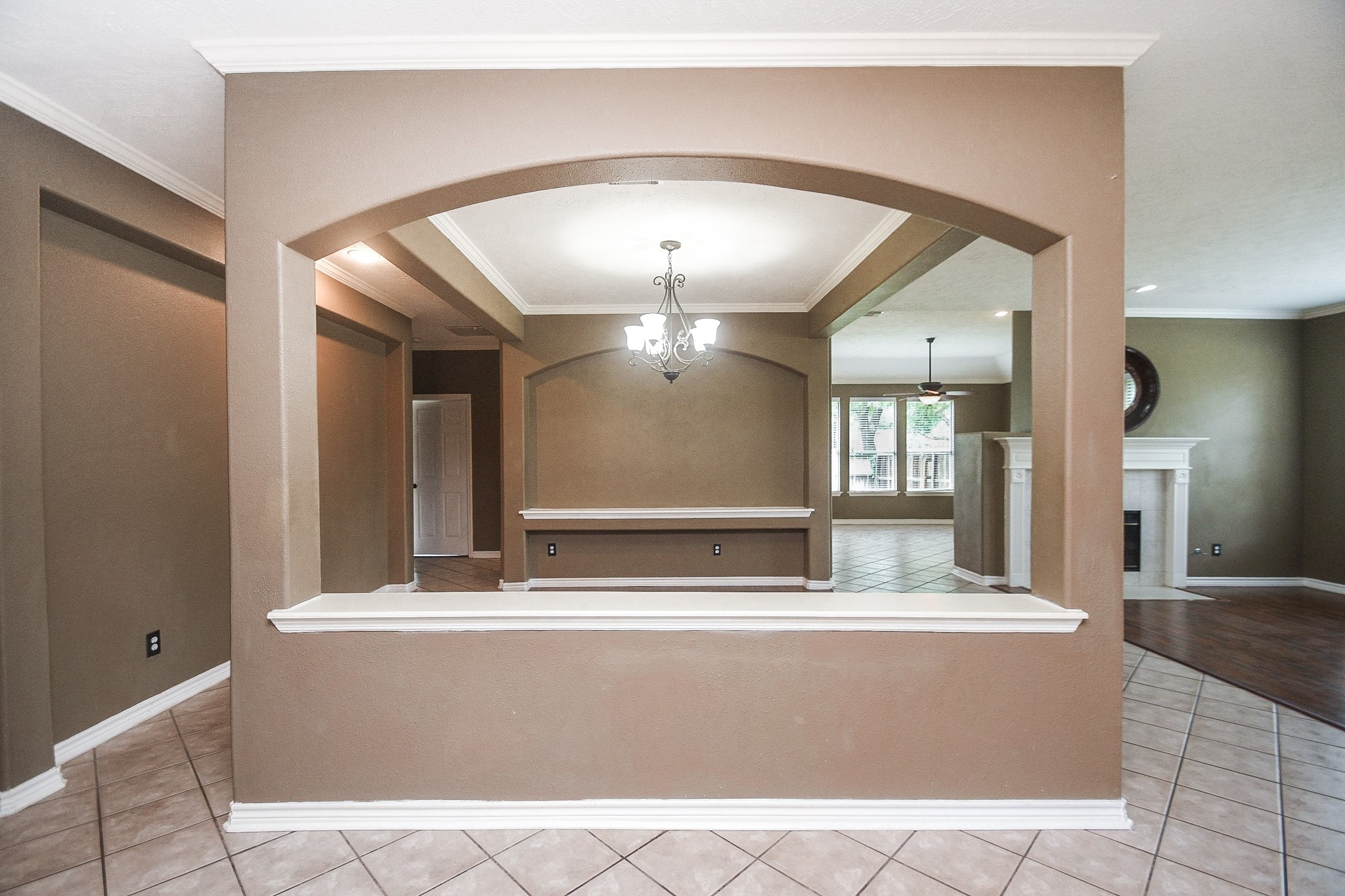 5602 Walkabout Way Katy, TX 77450 - Photo 15 of 33 a view of a living room a bathroom
