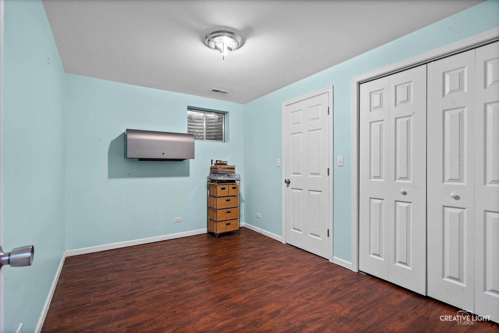 838 Havenshire Road Naperville, IL 60565 - Photo 35 of 48 wooden floor in an empty room