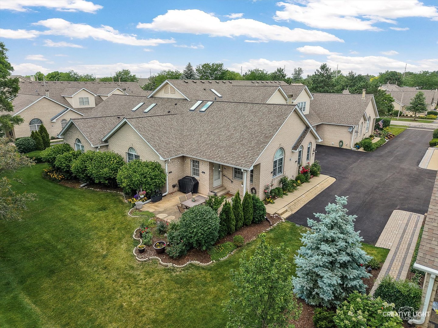 838 Havenshire Road Naperville, IL 60565 - Photo 41 of 48 an aerial view of a house with a yard